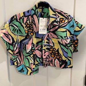 Brand new Zara crop button down top